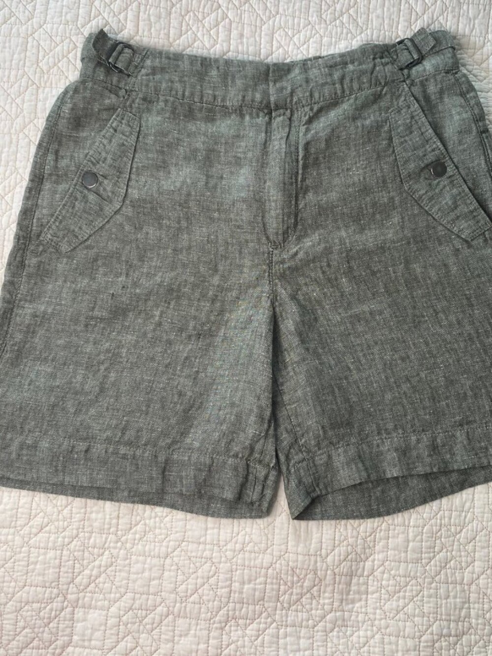 Athleta Voyager Linen Short Adjustable Waist Snap Pockets Sz 8 Olive Green